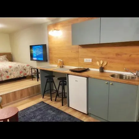 Lovely One Bedroom بلغراد